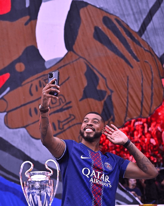 俱乐部与球 俱乐部与球